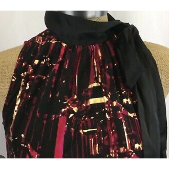 Worthington Halter tie sleeveless blouse in Medium size multi color - Picture 7 of 7